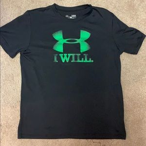 Rarely worn Under Armor shirt!
